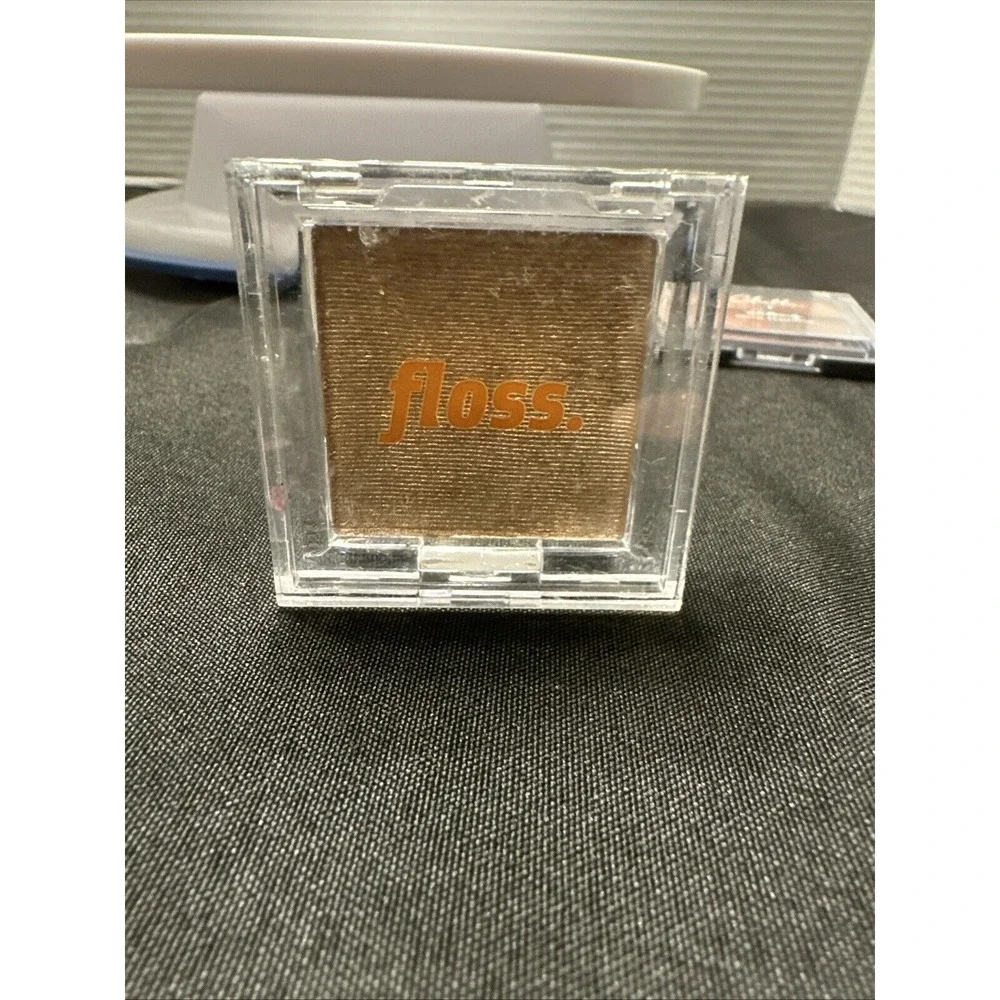 Floss Sunbeam Brighten Up Highlighter